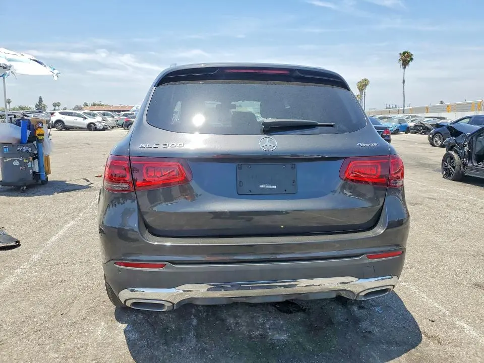 2020 MERCEDES-BENZ GLC 300 4MATIC  