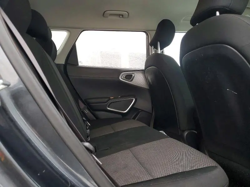 2020 KIA SOUL LX  