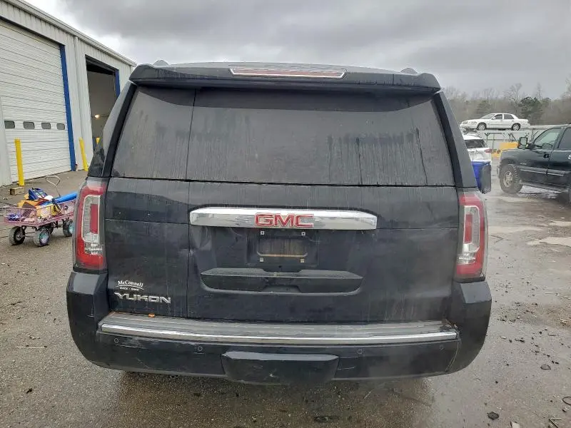 2016 GMC YUKON DENALI  