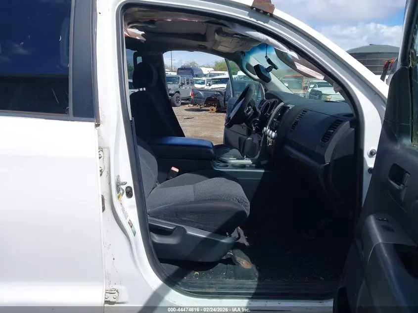 2010 TOYOTA TUNDRA SR5 5.7L V8