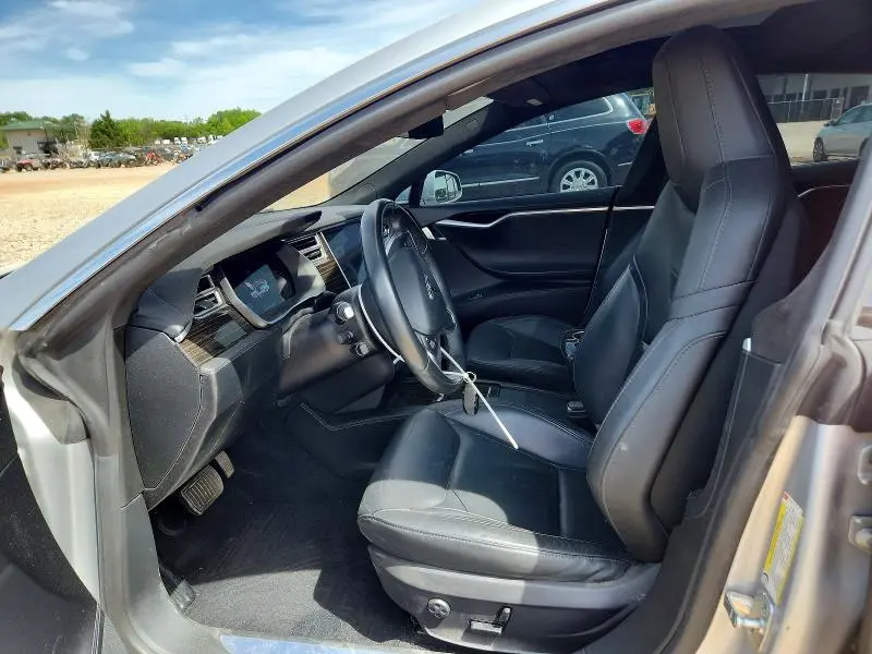 2016 TESLA MODEL S   