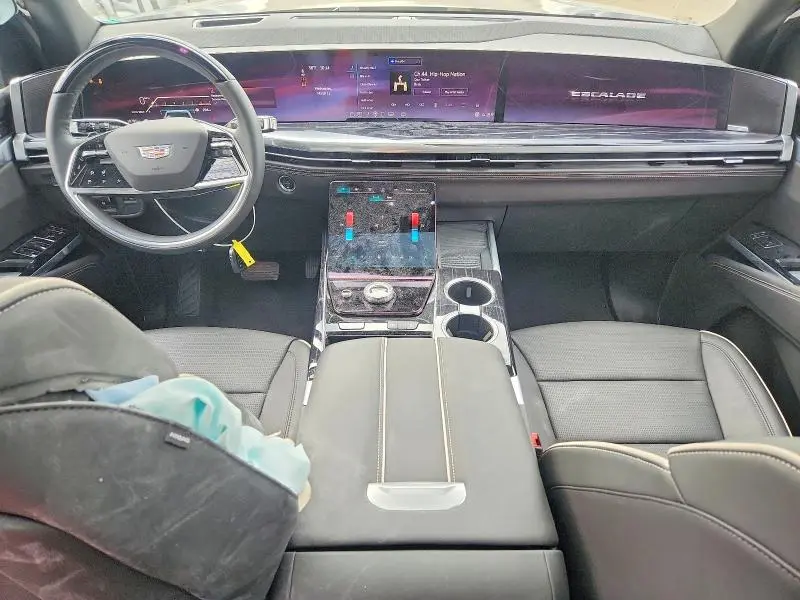 2025 CADILLAC ESCALADE SPORT  