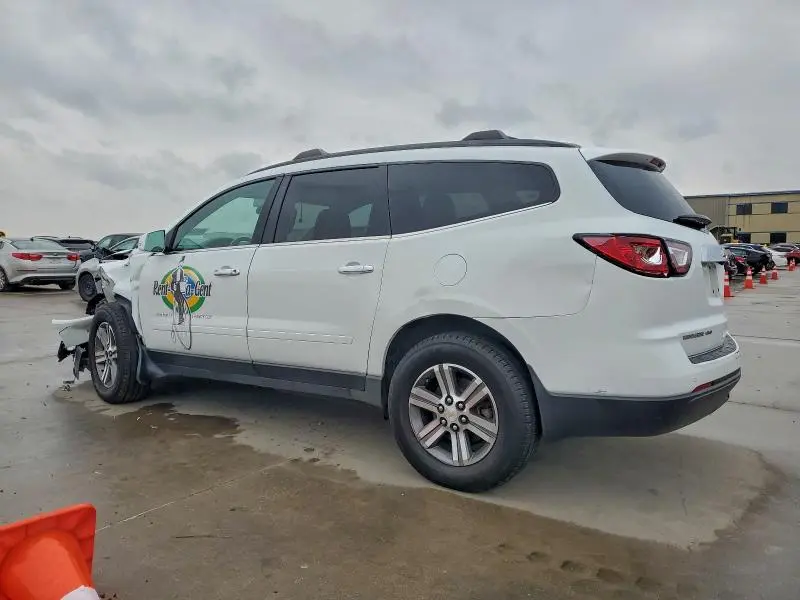 2017 CHEVROLET TRAVERSE LT  