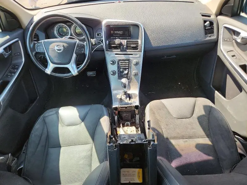 2013 VOLVO XC60 3.2  