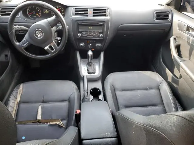 2012 VOLKSWAGEN JETTA SE  
