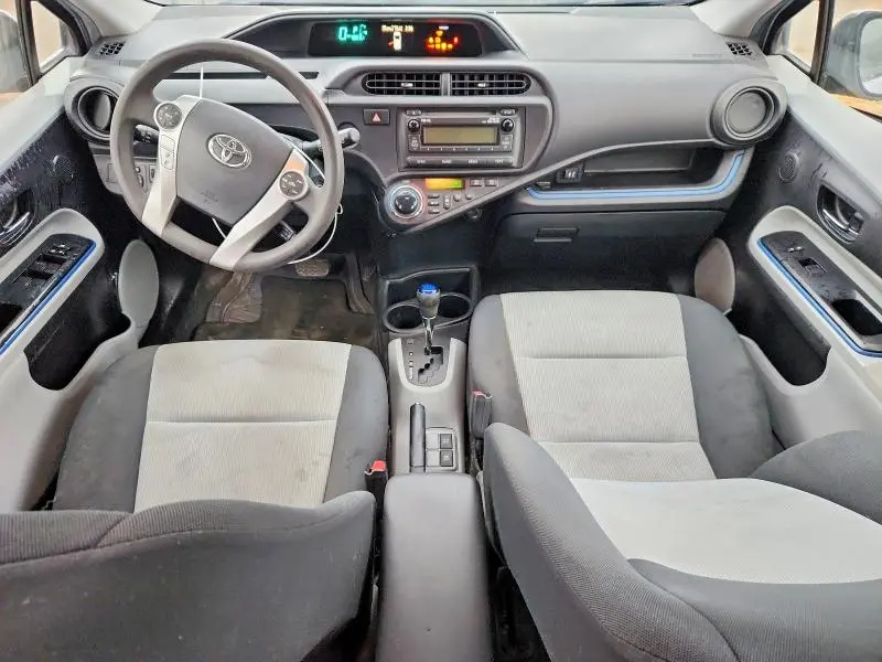 2013 TOYOTA PRIUS C TWO  