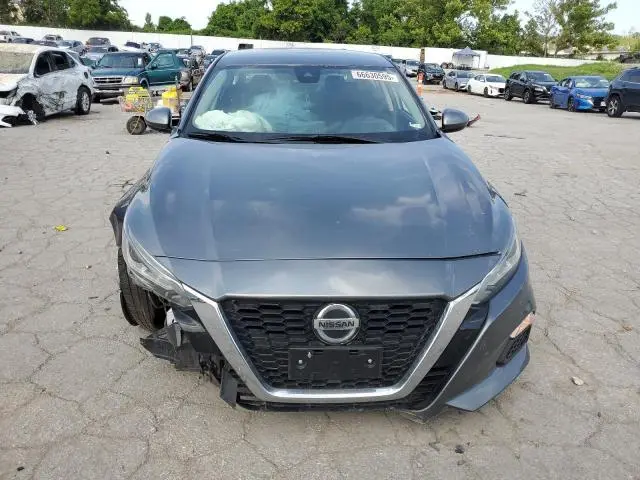 2021 NISSAN ALTIMA SV