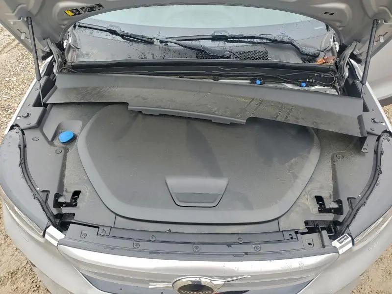 2024 VOLVO XC40 RECHARGE ULTIMATE  