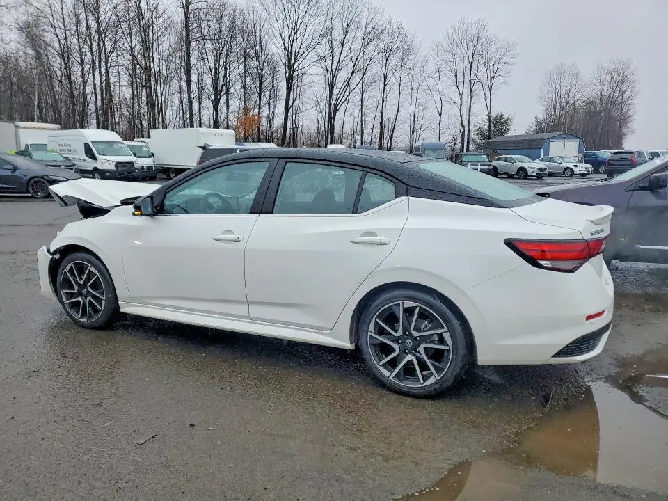 2025 NISSAN SENTRA SR  