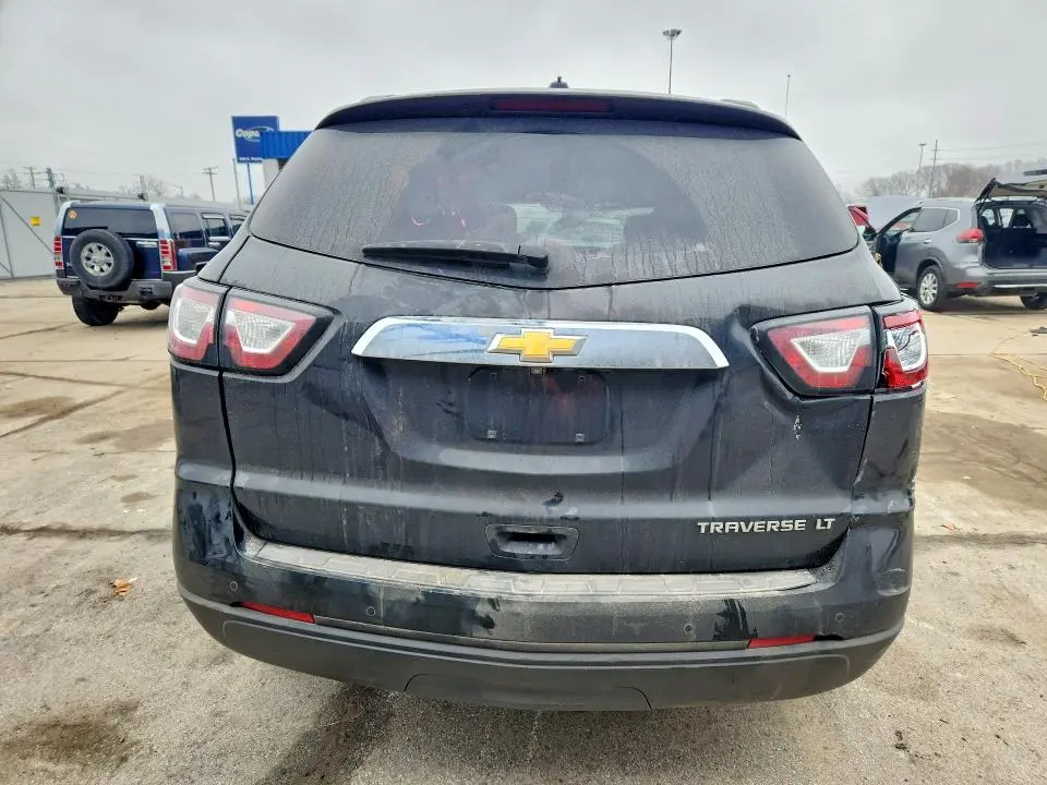 2016 CHEVROLET TRAVERSE LT  
