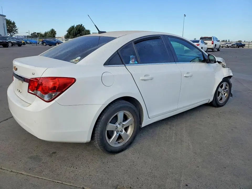 2011 CHEVROLET CRUZE LT  