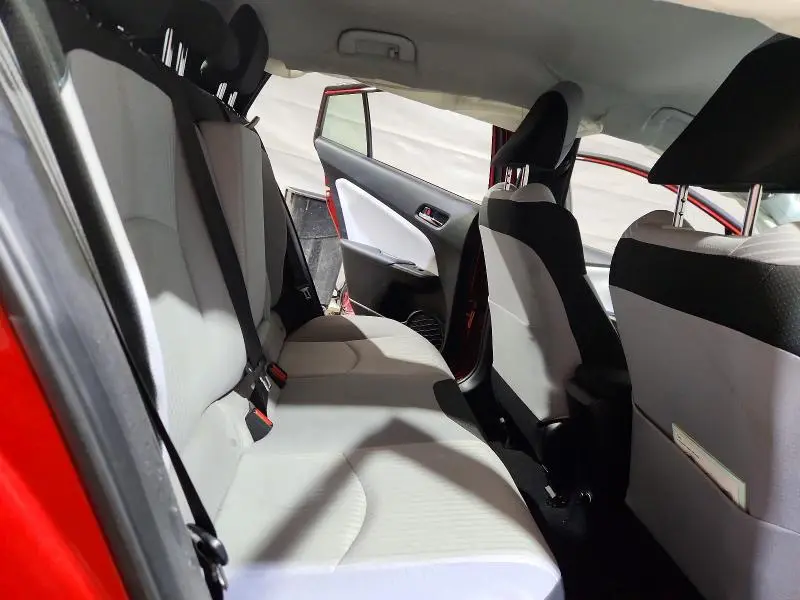 2016 TOYOTA PRIUS THREE  