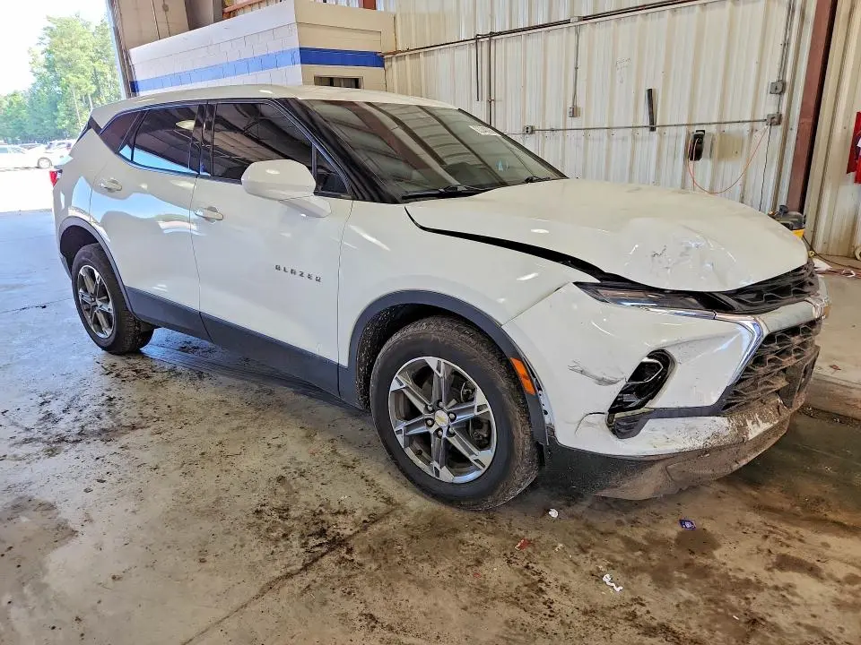 2023 CHEVROLET BLAZER 2LT  
