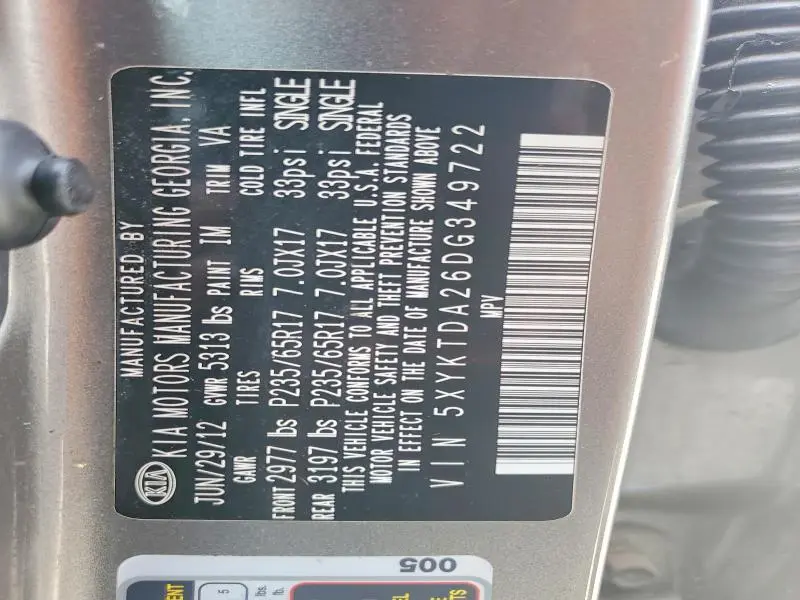 2013 KIA SORENTO LX  