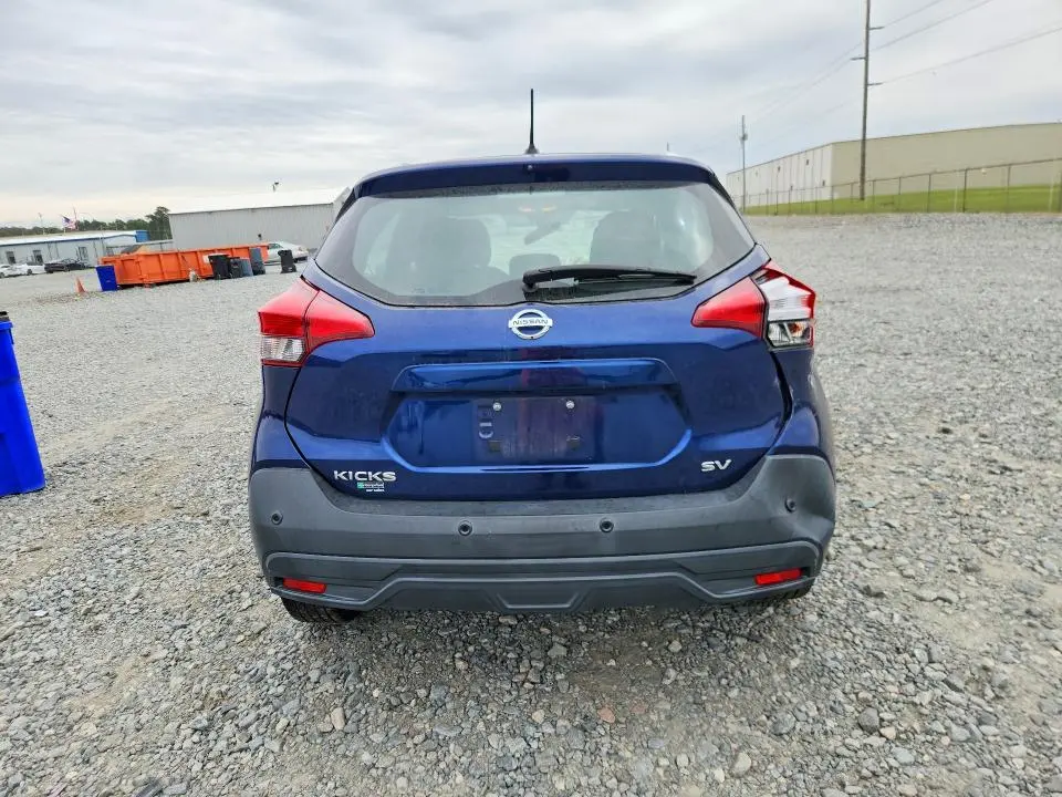 2020 NISSAN KICKS SV  