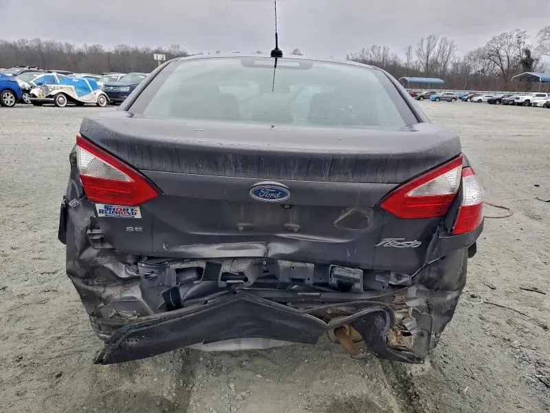 2019 FORD FIESTA SE  