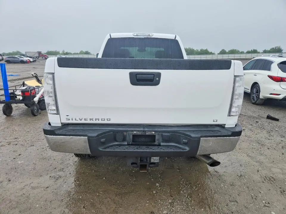 2011 CHEVROLET SILVERADO K2500 HEAVY DUTY LT  