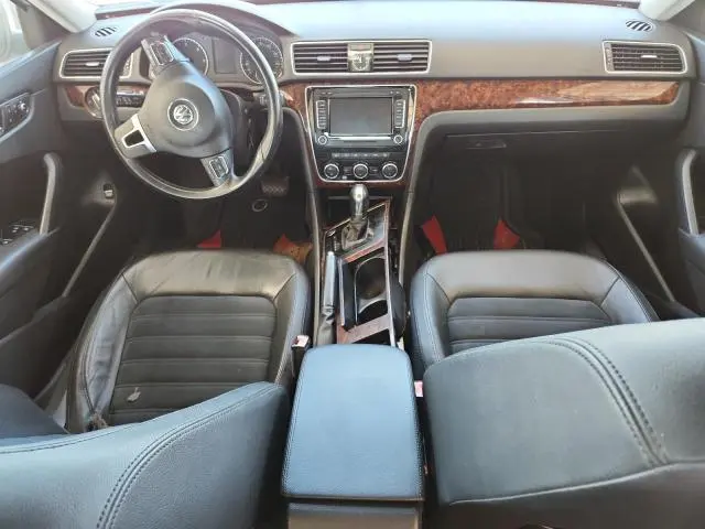 2012 VOLKSWAGEN PASSAT SEL  