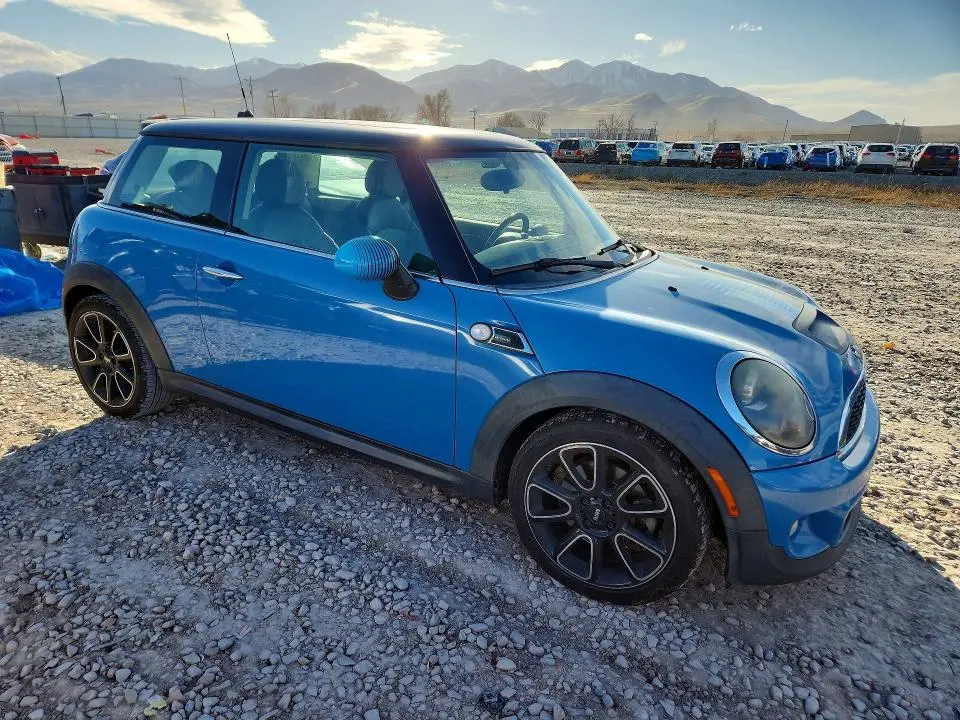 2012 MINI COOPER S  