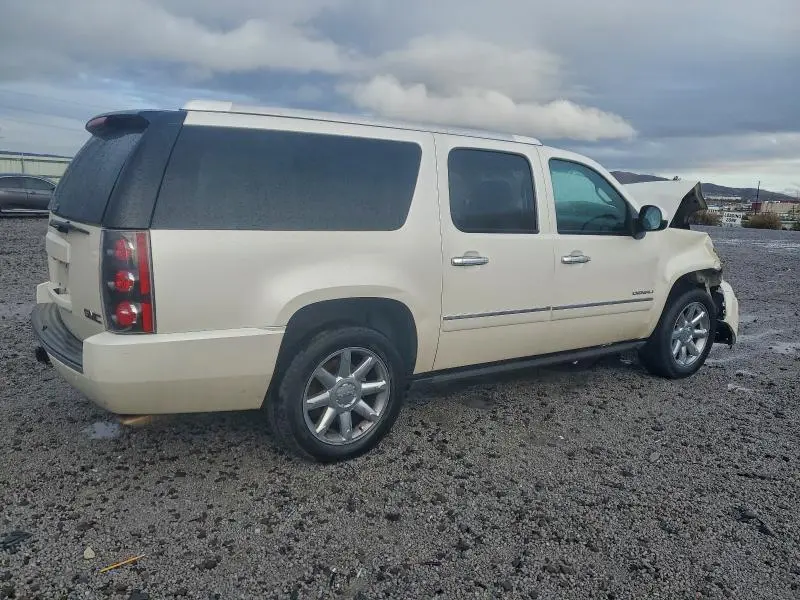 2013 GMC YUKON XL DENALI  