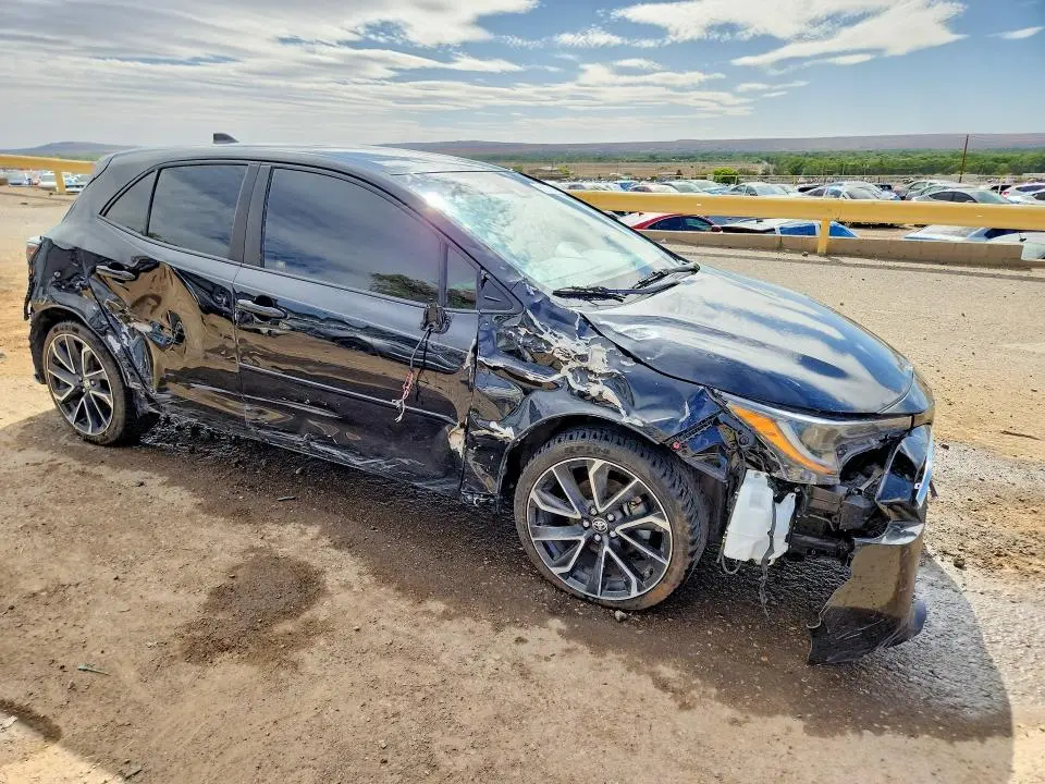 2021 TOYOTA COROLLA XSE  