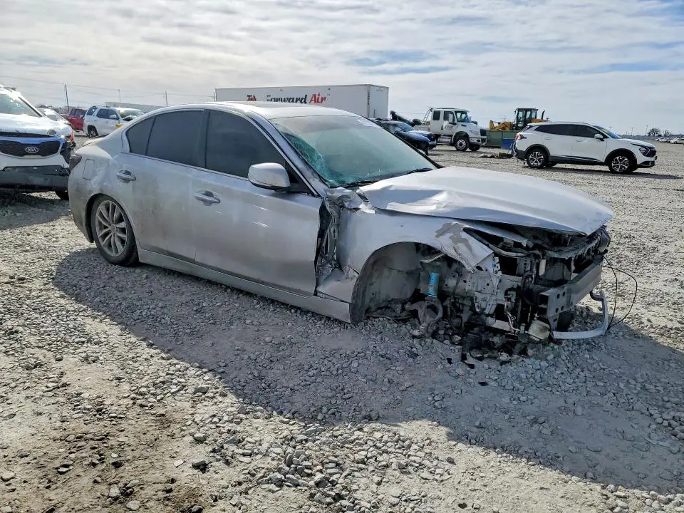 2014 INFINITI Q50 PREMIUM  