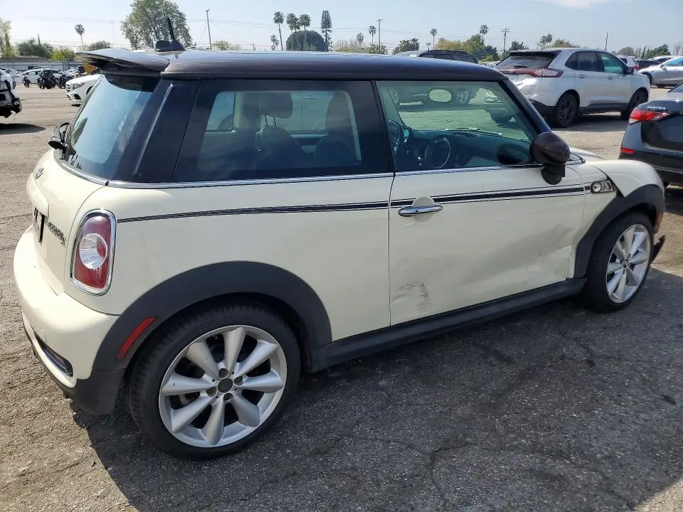 2013 MINI COOPER   