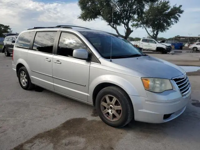 2010 CHRYSLER TOWN & COUNTRY TOURING  