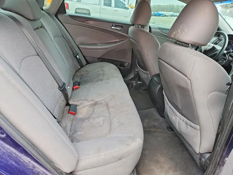 2013 HYUNDAI SONATA GLS  