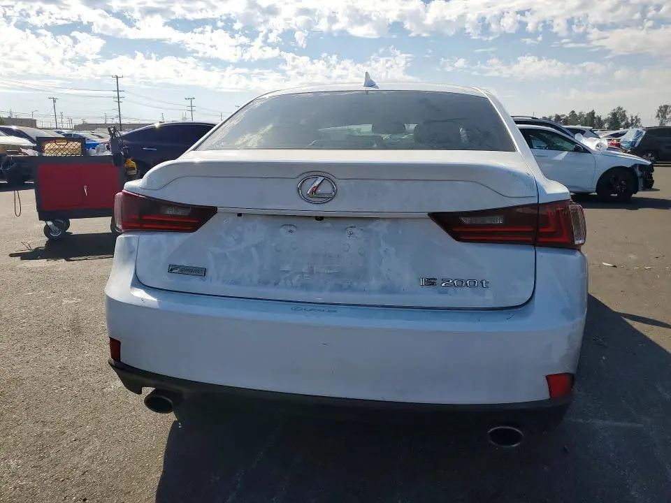 2016 LEXUS IS 200T  