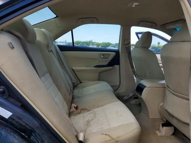 2015 TOYOTA CAMRY LE  