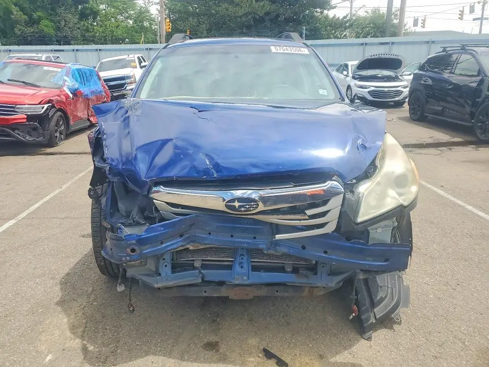 2010 SUBARU OUTBACK 2.5I LIMITED  