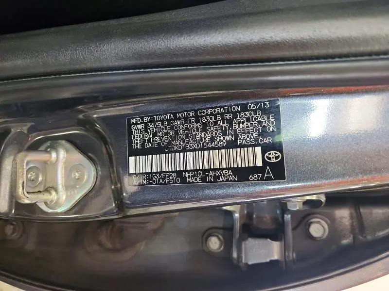 2013 TOYOTA PRIUS C TWO  