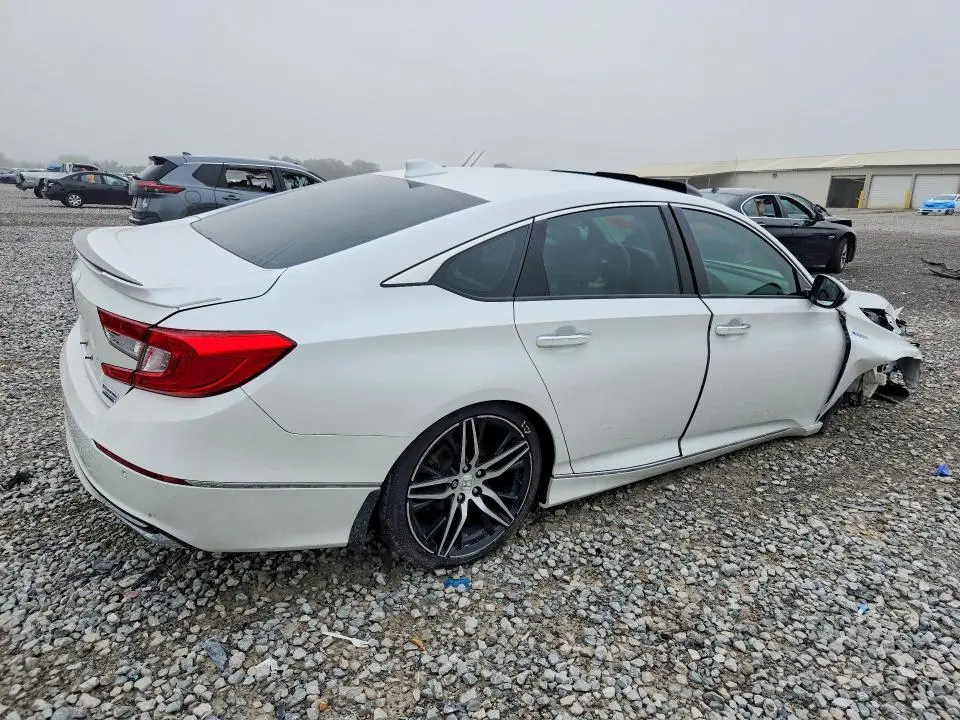2022 HONDA ACCORD TOURING HYBRID  
