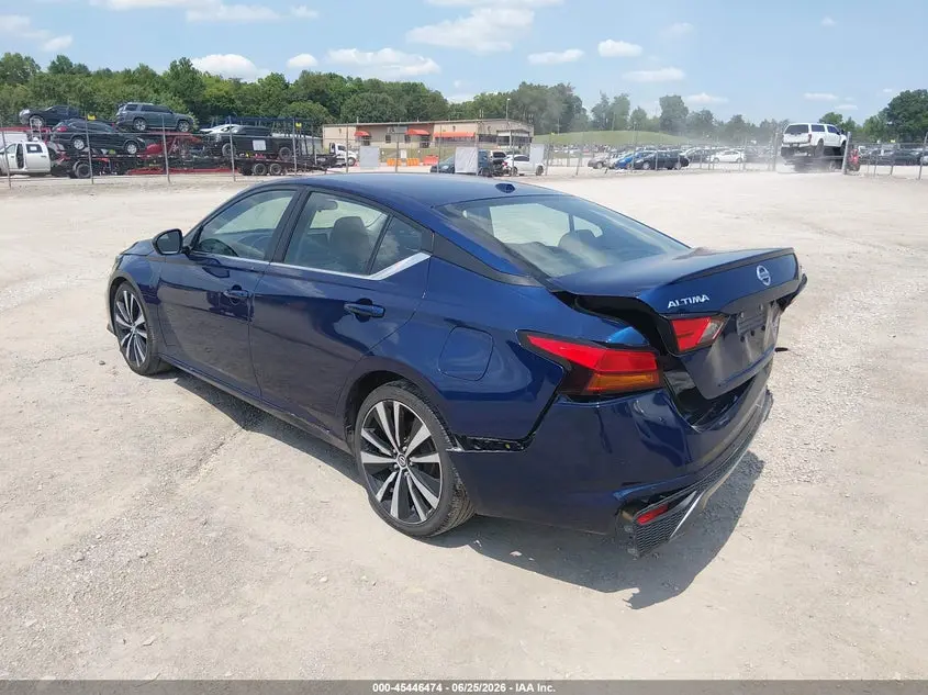 2021 NISSAN ALTIMA SR FWD