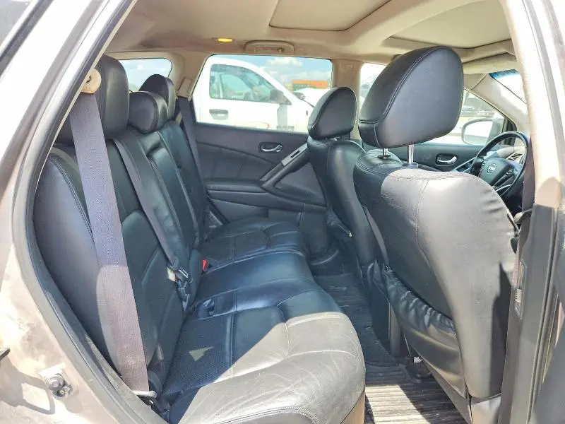 2011 NISSAN MURANO S  