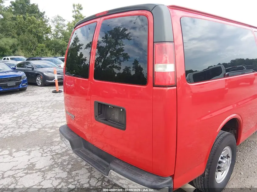 2016 CHEVROLET EXPRESS 3500 LT