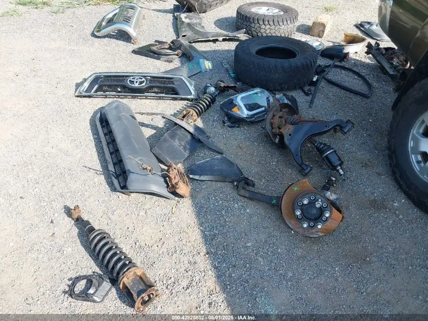 2013 TOYOTA TACOMA BASE V6