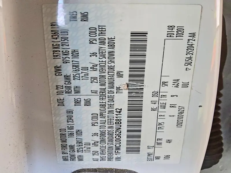 2022 FORD ESCAPE SE  