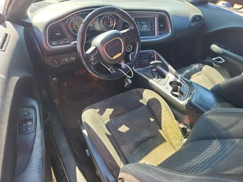 2015 DODGE CHALLENGER SXT  