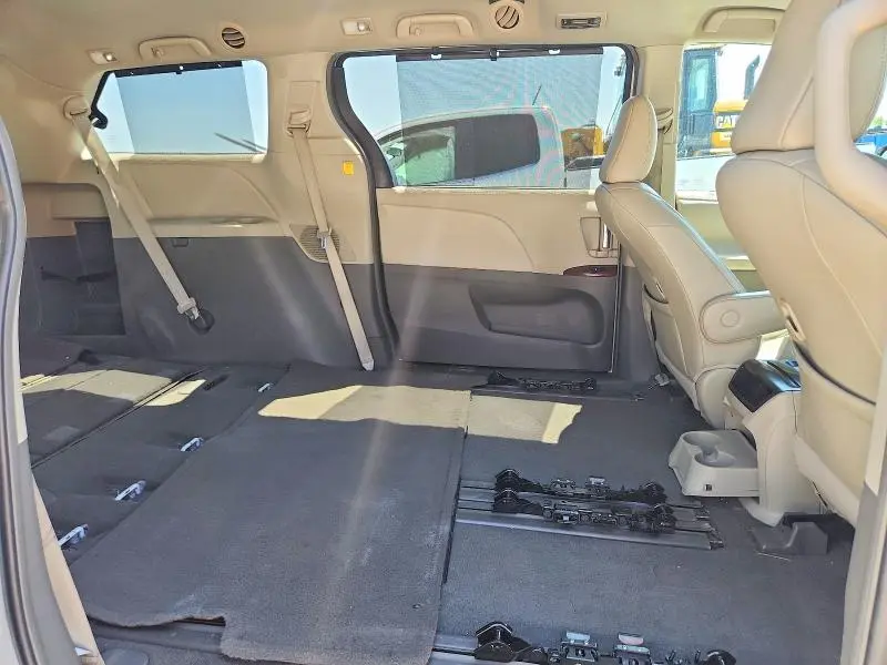 2011 TOYOTA SIENNA XLE 8-PASSENGER  