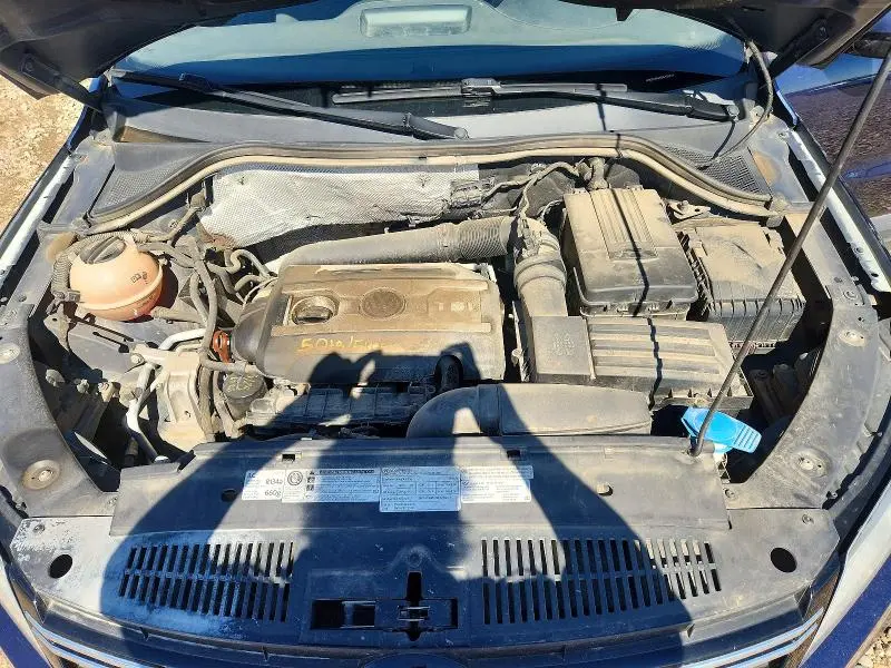 2013 VOLKSWAGEN TIGUAN S  