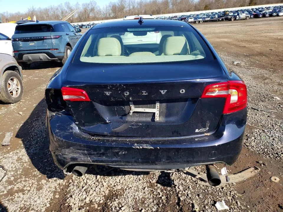 2016 VOLVO S60 PREMIER  