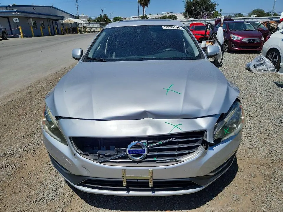 2014 VOLVO S60 T5  