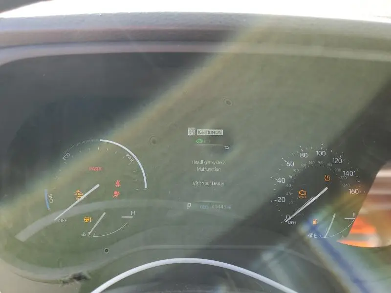 2022 TOYOTA SIENNA LE  