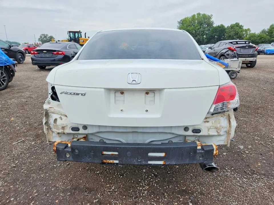 2010 HONDA ACCORD LX  
