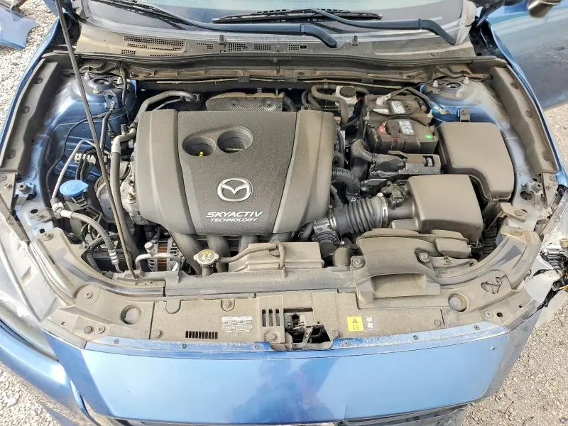 2018 MAZDA 3 TOURING  