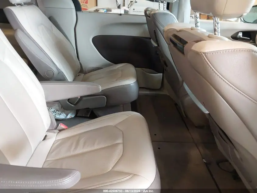 2018 CHRYSLER PACIFICA TOURING L PLUS