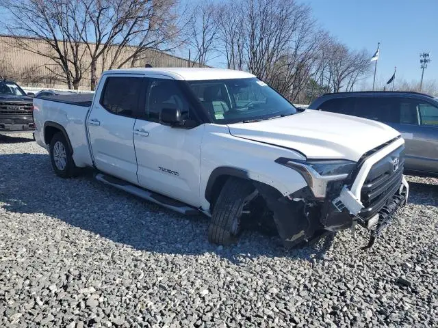 2024 TOYOTA TUNDRA CREWMAX SR5  