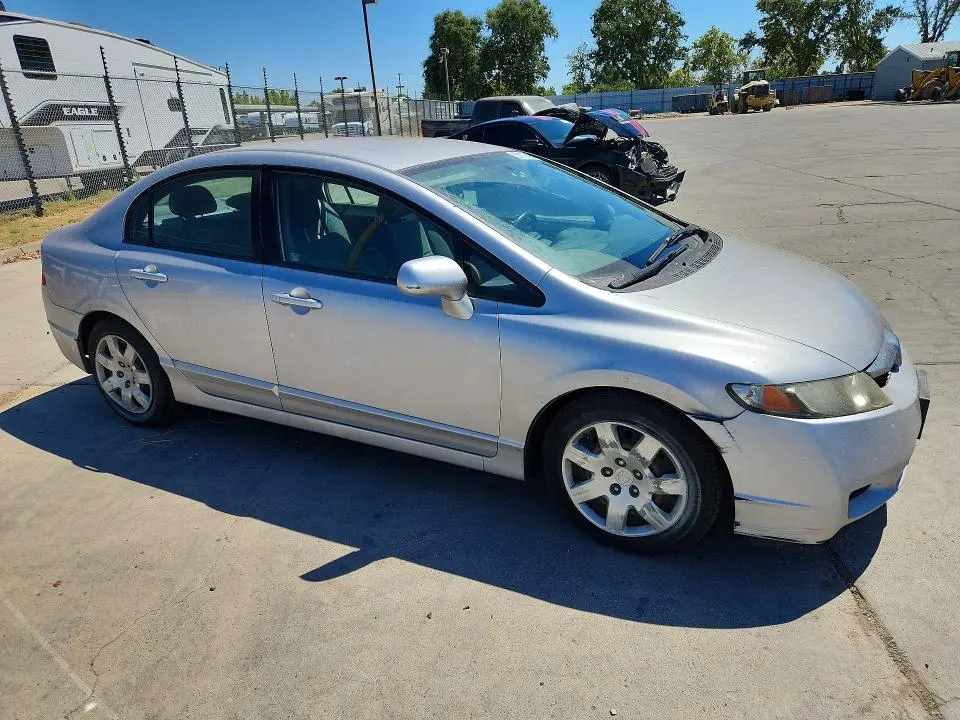 2011 HONDA CIVIC LX  
